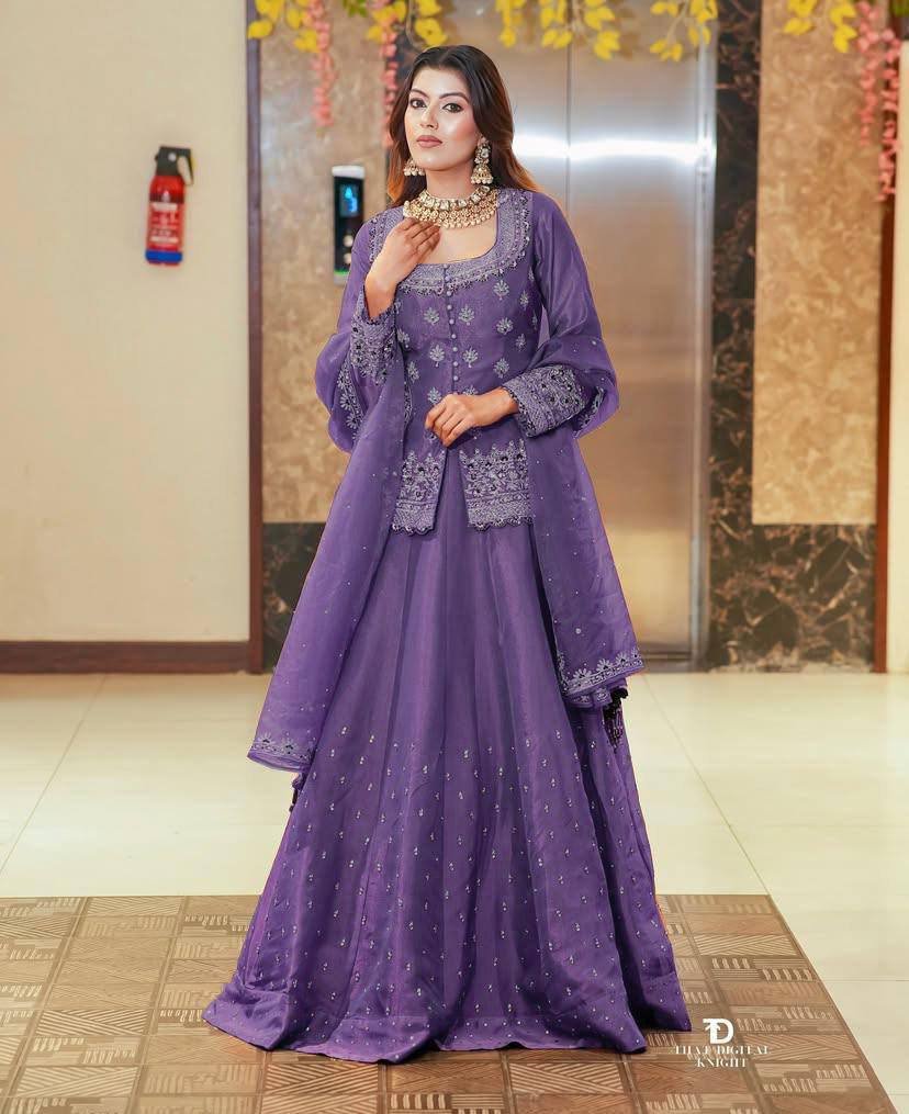 Stitched Kurti Set with Pant & Chanderi Silk Dupatta – Multi Embroidery & Digital Print - Image 5
